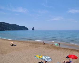 Holiday House Angelos C on Agios Gordios Beach - Agios Gordios - Beach