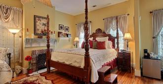 Green Palm Inn - Savannah - Bedroom