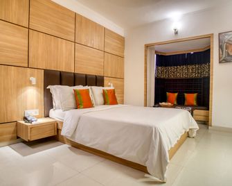 Roland Hotel - Kolkata - Bedroom
