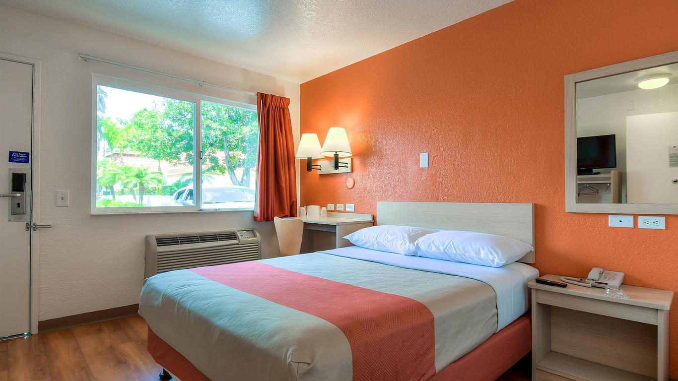 Motel 6-Westminster, Ca - South - Long Beach Area