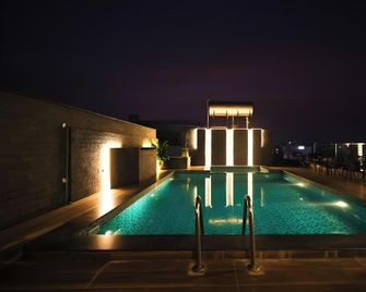 Eden Roc - Pondicherry - Pool