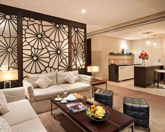 The K Hotel - Manama - Living room