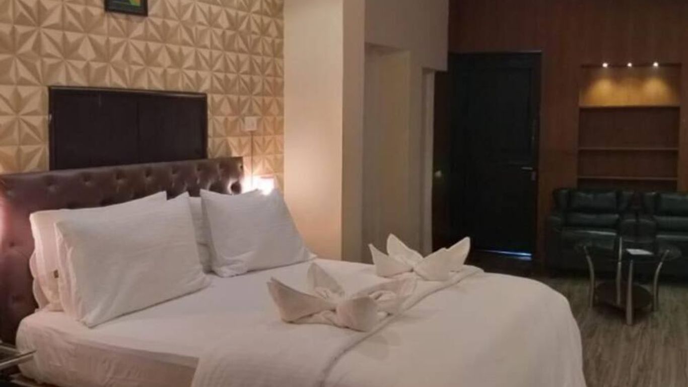 Creek Hotel - Panaji