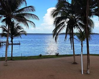 Hurakabra River Resort - Bartica - Beach