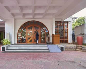 Hotel Abad Plaza - Kochi