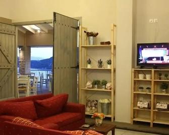 Poros Beach - Mokros Gialos