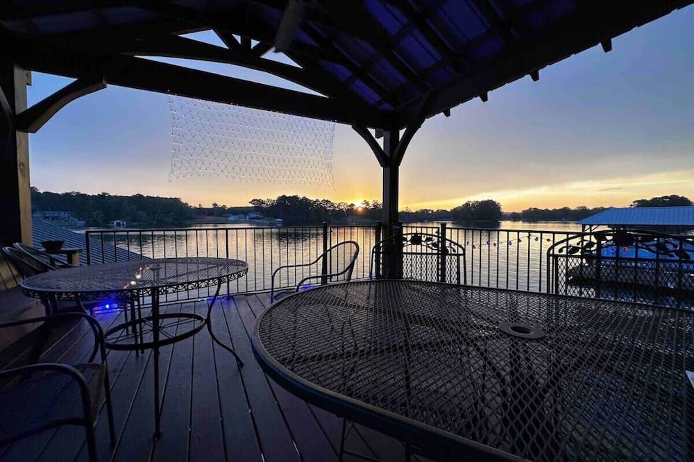 Huge Logan Martin Lake House - Pell City - Balkon