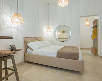 Filia Solis - Old Town Suites & Spa - Brindisi - Camera da letto