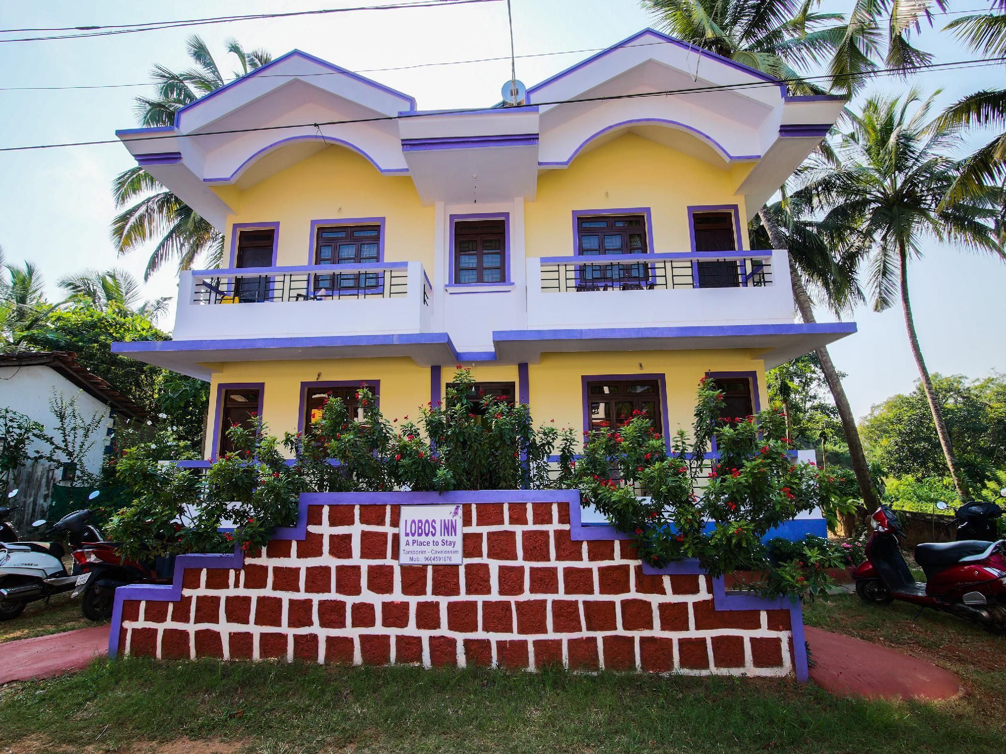 OYO Lobo's Guest House - Cavelossim - Gebäude