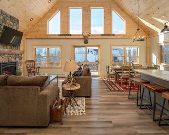 Blizzard Peaks Lodge | 4 Bed, 3.5 Bath - Newry - Sala de estar