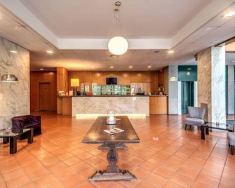 Hotel Della Rotonda - Saronno - Recepcja