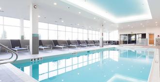 TownePlace Suites by Marriott Edmonton South - Edmonton - Svømmebasseng