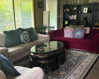 Spacious Home in Skagway Alaska - Skagway - Sala de estar