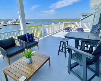 Spectacular unobstructed open bay views to enjoy from every level! - Lavallette - Balcony