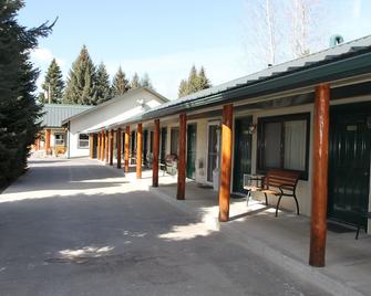 Lakeside Resort And Motel - Trout Creek - Habitación