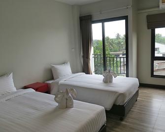 Good Morning Hotel at TakuaPa - Takua Pa - Bedroom