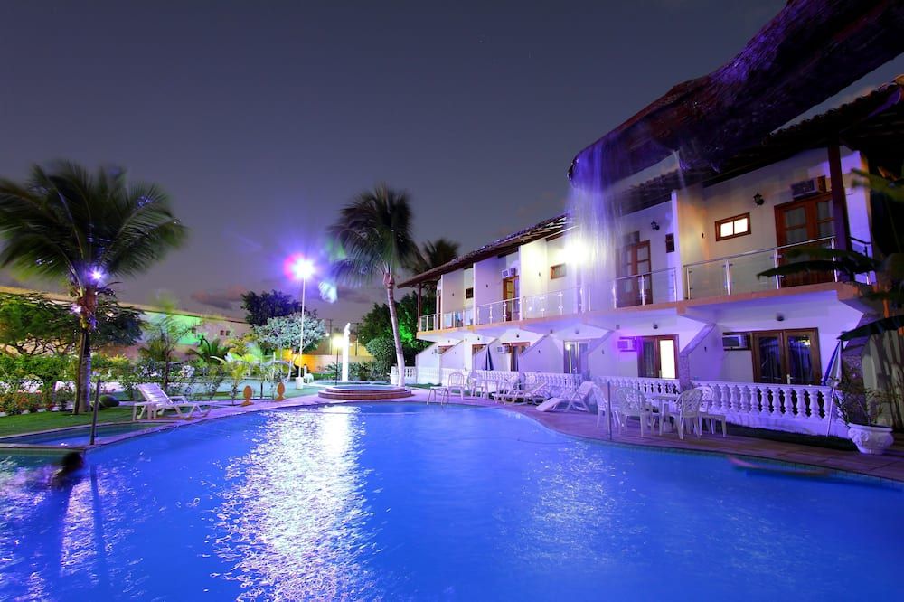 بنكوس برايا هوتل - بورتو سيغورو - حوض السباحة