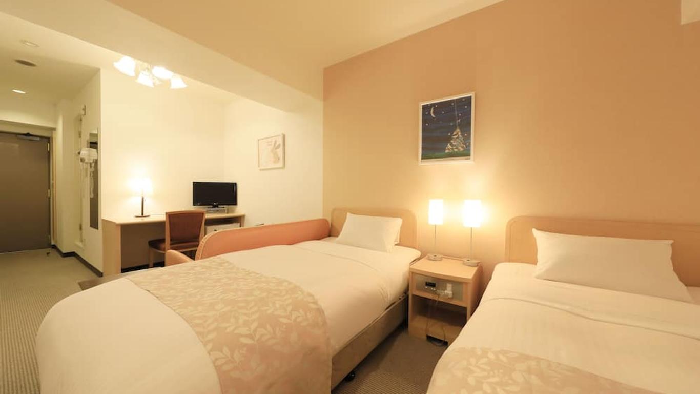 Hotel Famy Inn Kinshicho