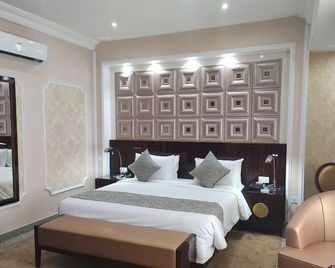 Conference Hotel , Abeokuta - Abeokuta - Habitación