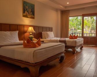 Sailom Resort Bangsaphan - Bang Saphan - Schlafzimmer