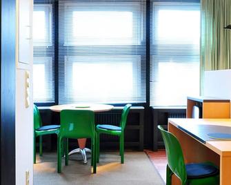 Very comfortable suite - Hannover - Restaurant