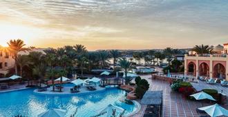施泰根博閣科拉亞海灘酒店 - 只招待成人入住 - 阿萊姆港 - 加利卜港 - 游泳池