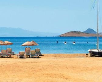 Hakan Hotel - Bitez - Beach