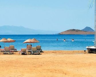 Hakan Hotel - Bitez - Strand