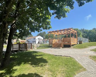 Aquastar Inn - Westerly - Budova