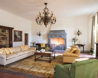 Viesca Toscana Suites & Villas - Reggello - Wohnzimmer