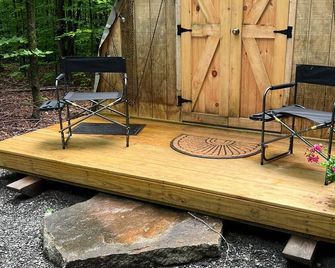 The Sundance Cabin - Skowhegan - Patio
