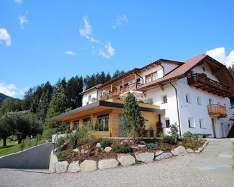 Apartments Im Winkl - Bruneck - Bygning