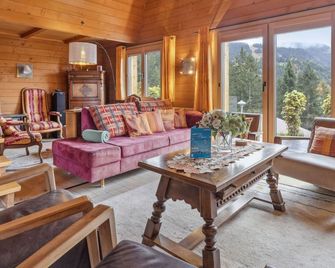 Chalet Mioche by Interhome - Lauterbrunnen - Salon