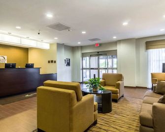 Sleep Inn & Suites - Pleasanton - Lobby