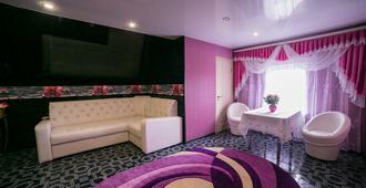 Kleopatra Hotel - Ulyanovsk - Sala de estar