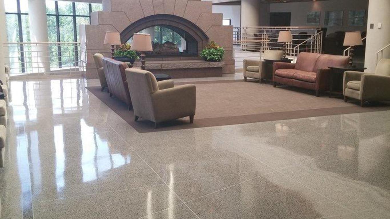 Oak Ridge Hotel & Conference Center