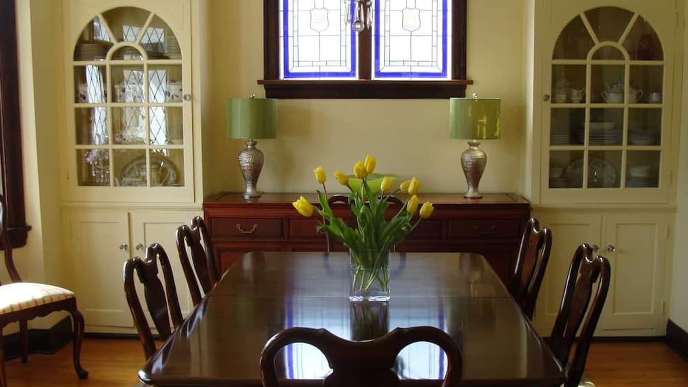 Robinsong Bed and Breakfast