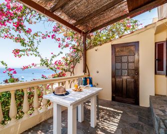 Atlantis Houses - Chalki - Balcony
