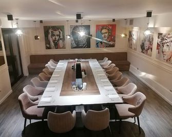 Apart Hotel Maksimum - Belgrado - Sala de reuniones
