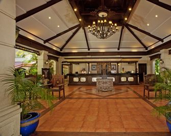 Costabella Tropical Beach Hotel - Lapu-Lapu City - Rezeption