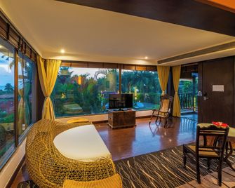O Hotel Goa, Candolim Beach - Candolim