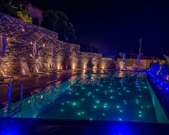 Maria Plomari Apartments - Mitilene - Alberca