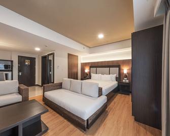 Widus Hotel Clark - Angeles City - Bedroom