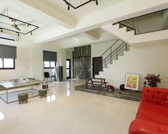 Cheese Cookie Homestay - Magong City - Lobby