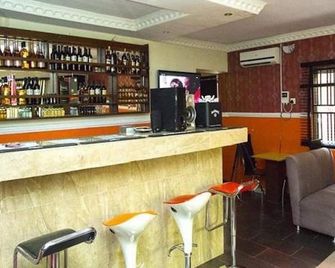 Anjiez Royal Suite - Lagos - Bar