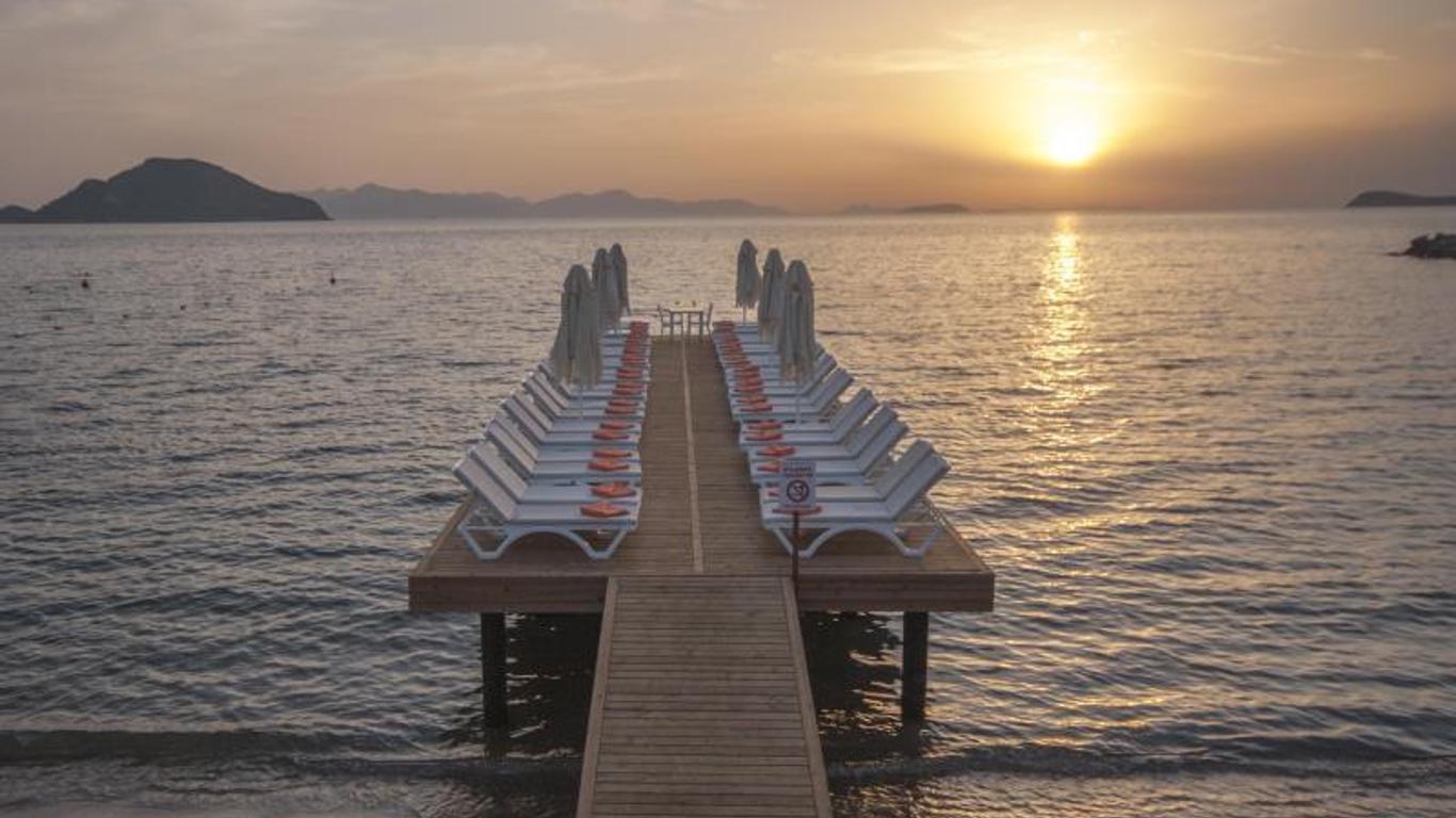 Dragut Point South Hotel