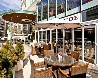 Holiday Inn Ankara - Kavaklidere By IHG - אנקרה - פטיו