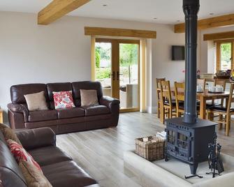 The Granary - Clitheroe - Living room
