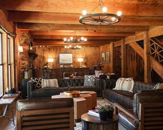 Greenhorn Ranch - Quincy - Lounge