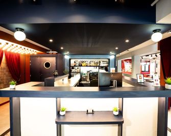 ibis Styles Bourg-en-Bresse Centre - Bourg - Bâtiment